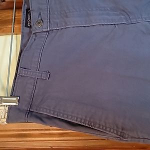 Levis chino slacks 33" x 32" med blue slight taper leg flat front cotton elastan